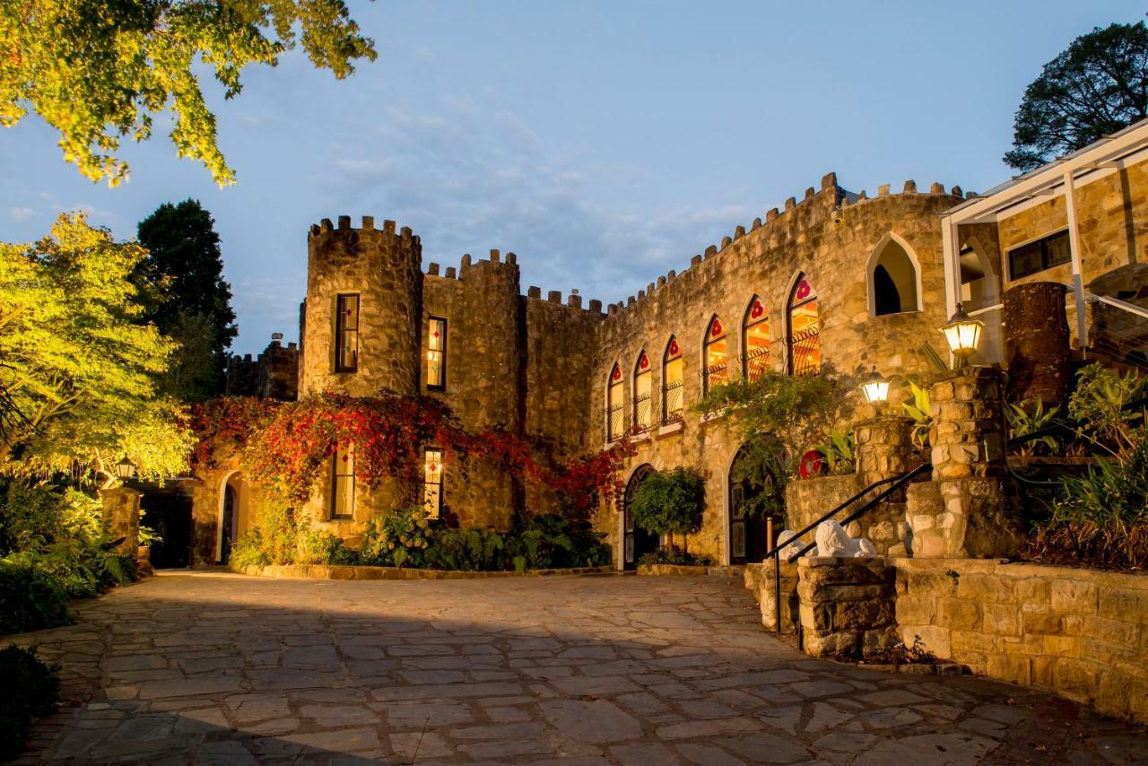 Отель The Manor Basket Range Экстерьер фото
